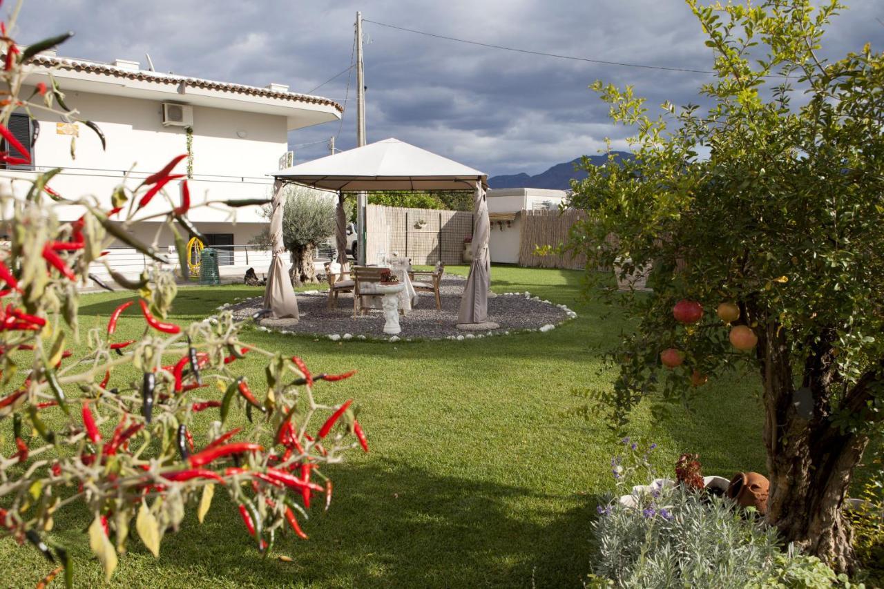 Pompei Gryllus Bed and Breakfast Buitenkant foto