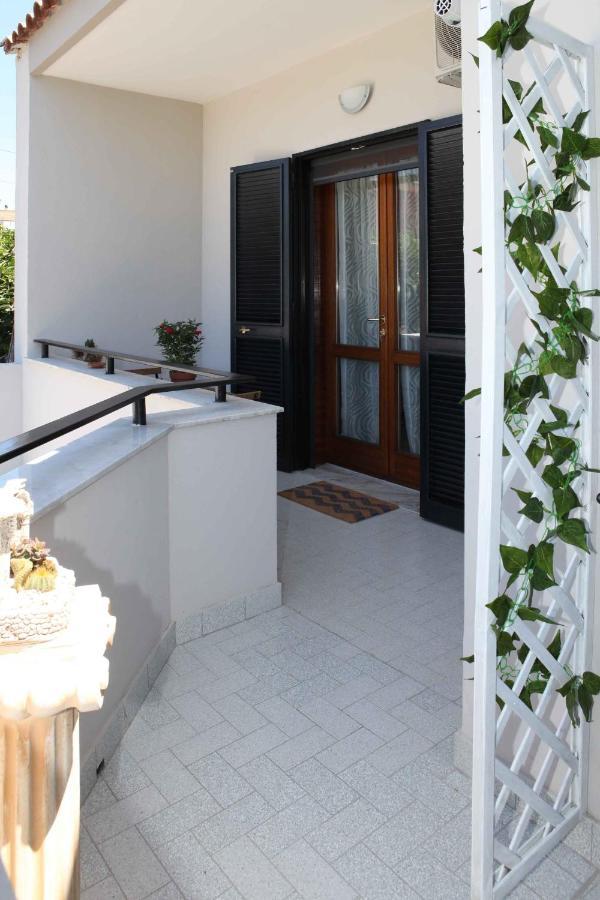 Pompei Gryllus Bed and Breakfast Buitenkant foto